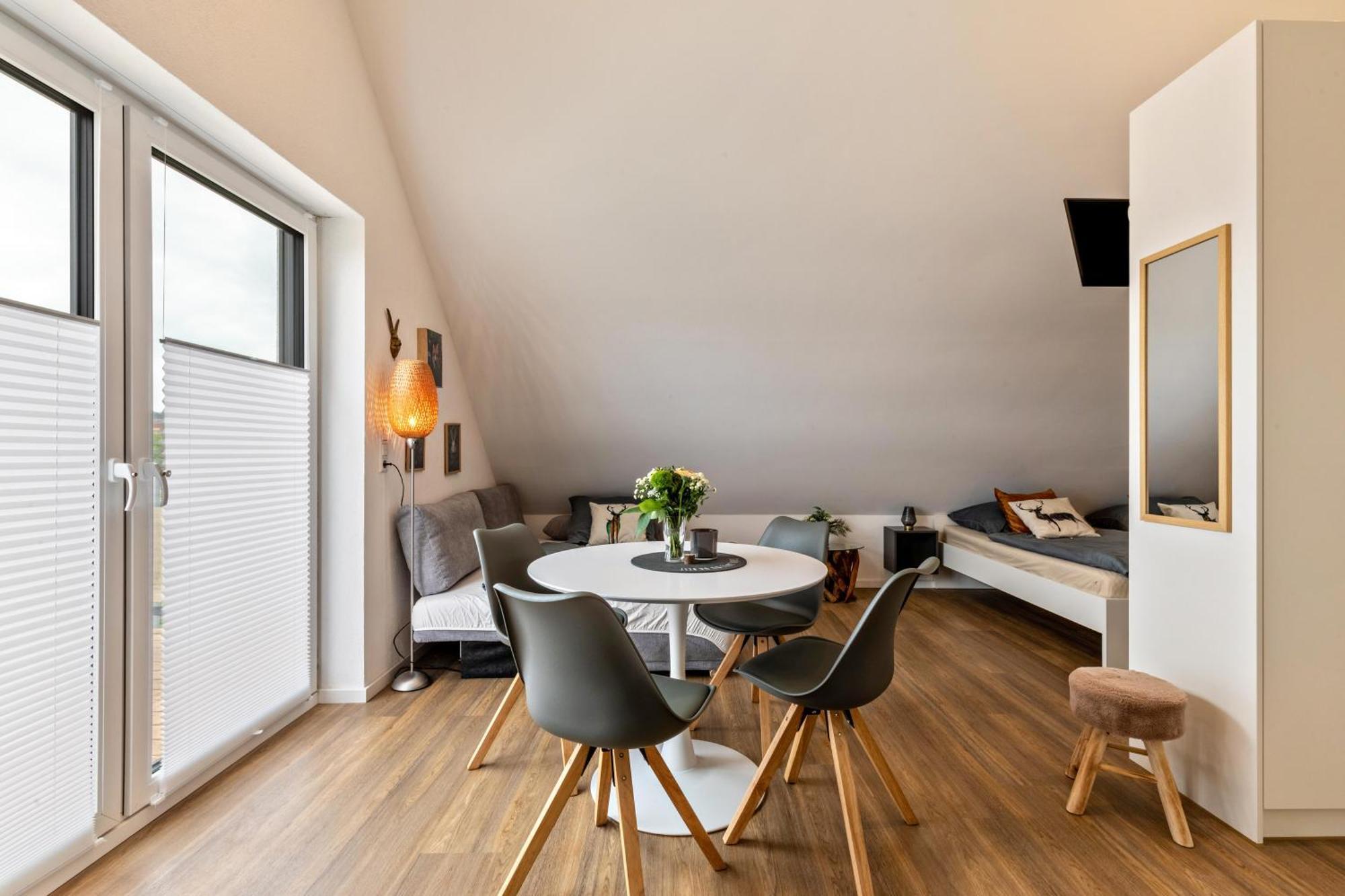 Studio 6 Parkside Apartments Гюнцбург Екстер'єр фото
